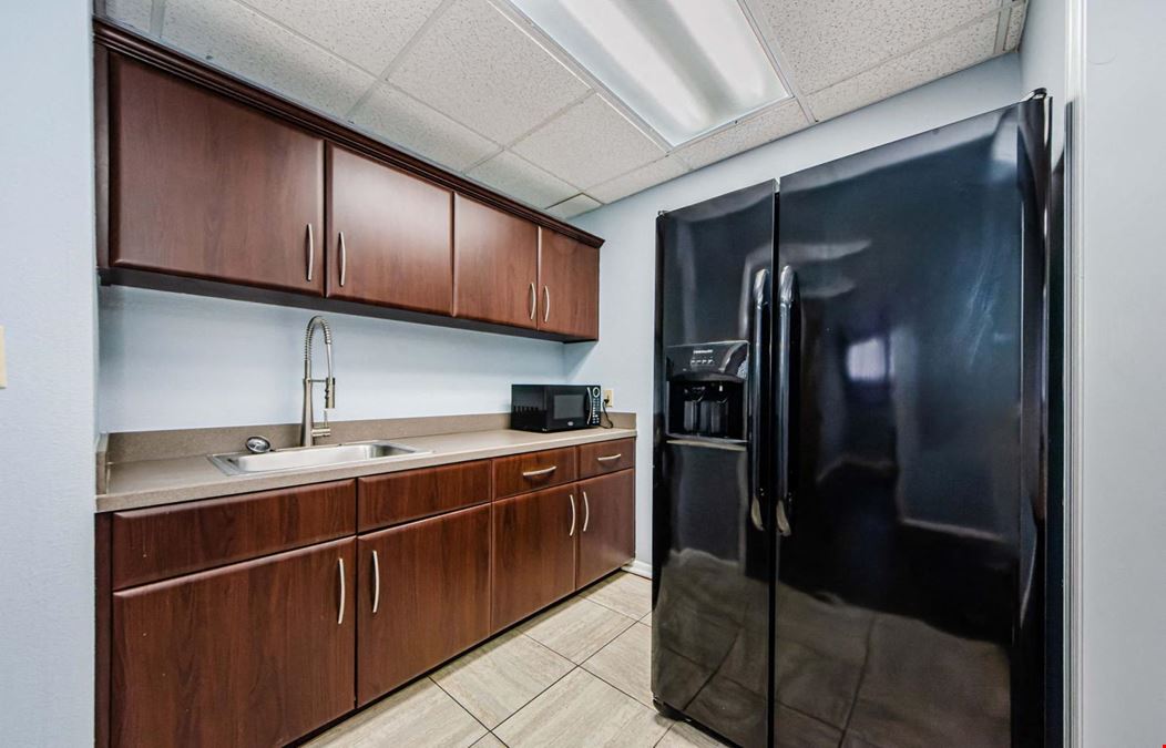 Stand-alone Medical or Professional Office Space in Safety Harbor, FL