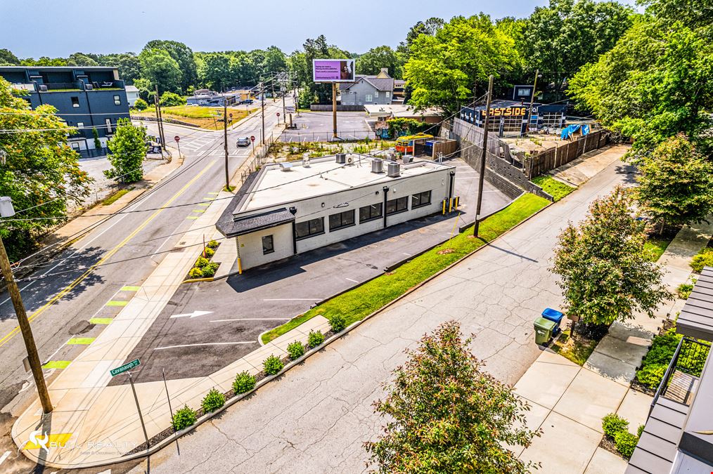 Two-Tenant Food & Beverage Building | Restaurant Leasing, Renewal, or Occupancy Opportunity | NNN Leases | 7.1% Cap Rate