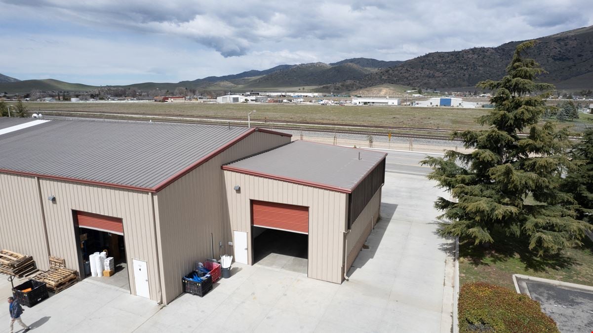 Warehouse/Office Space Off Tehachapi Blvd