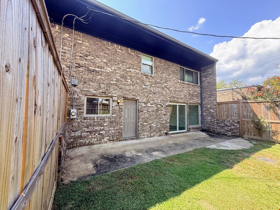 3190 Bellwood Dr