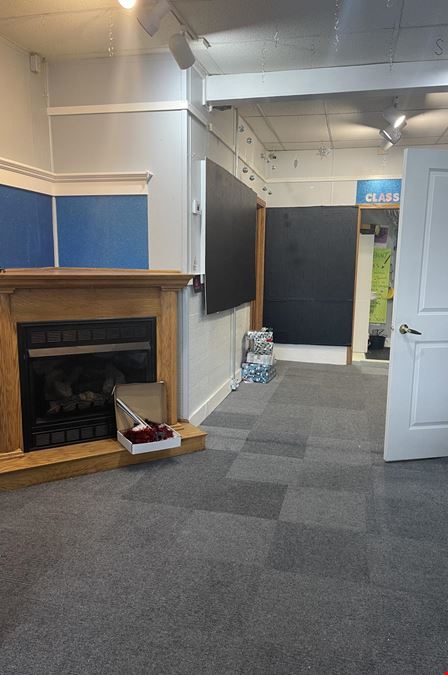 120 E Bridge Street, Plainwell, MI, 49080