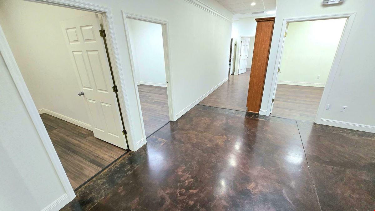 Immaculate Office & Flex Warehouse Building!