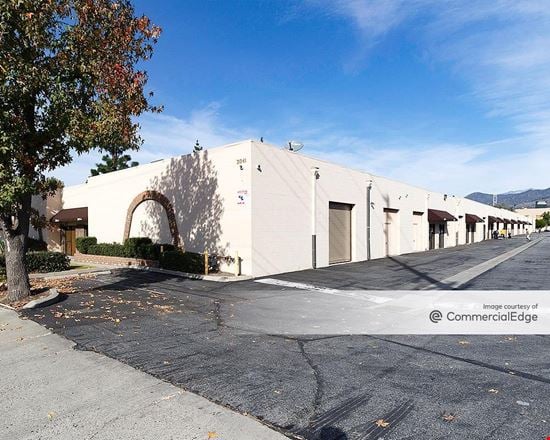 Preview of Industrial space for Rent at 2001 East Gladstone Street