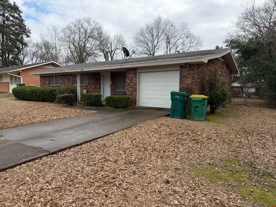 Houses, Duplexes, & Fourplex for Sale