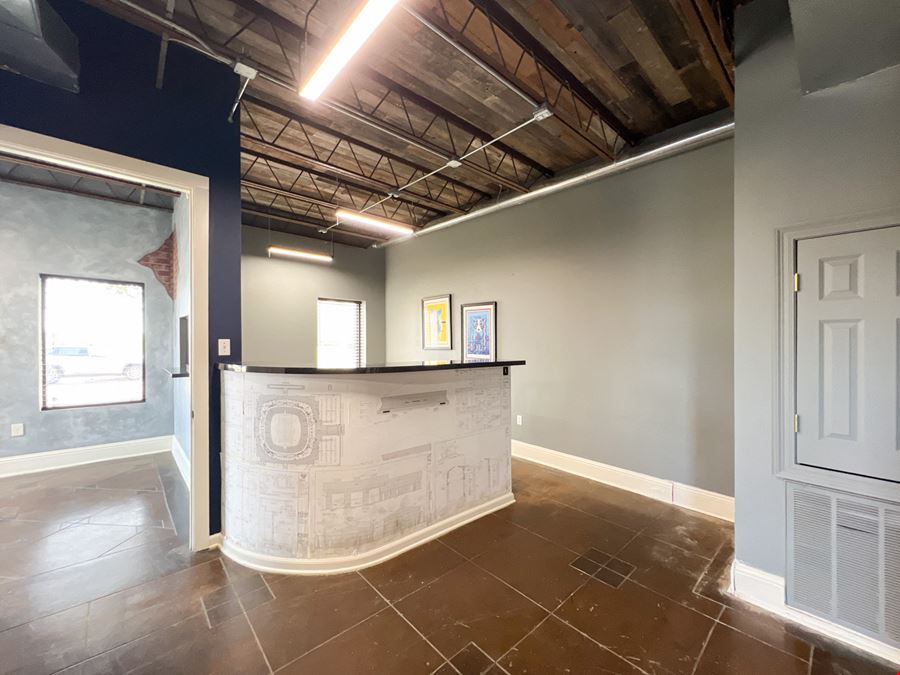 Office Warehouse w/ Rental Income Bordering Airport