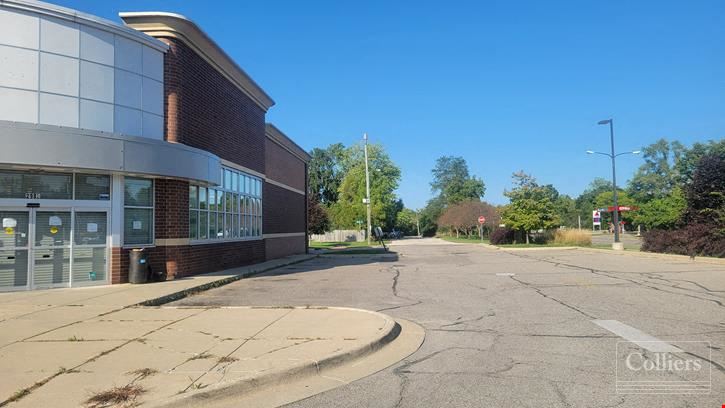 FORMER RITE AID (FOR LEASE)