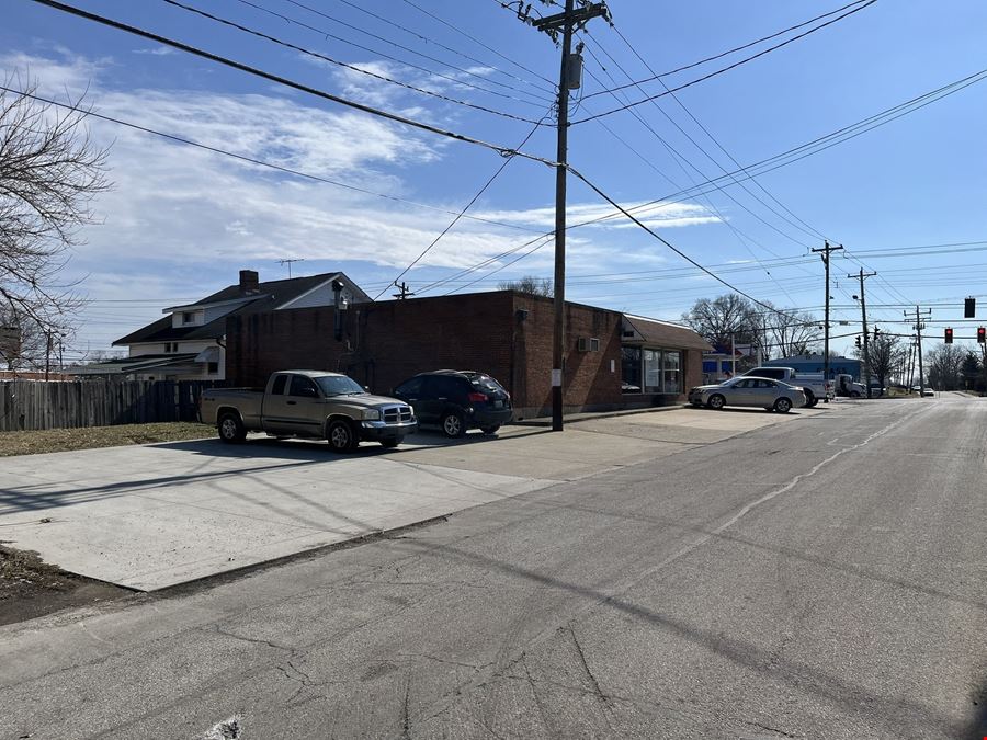 4444 Dixie Hwy