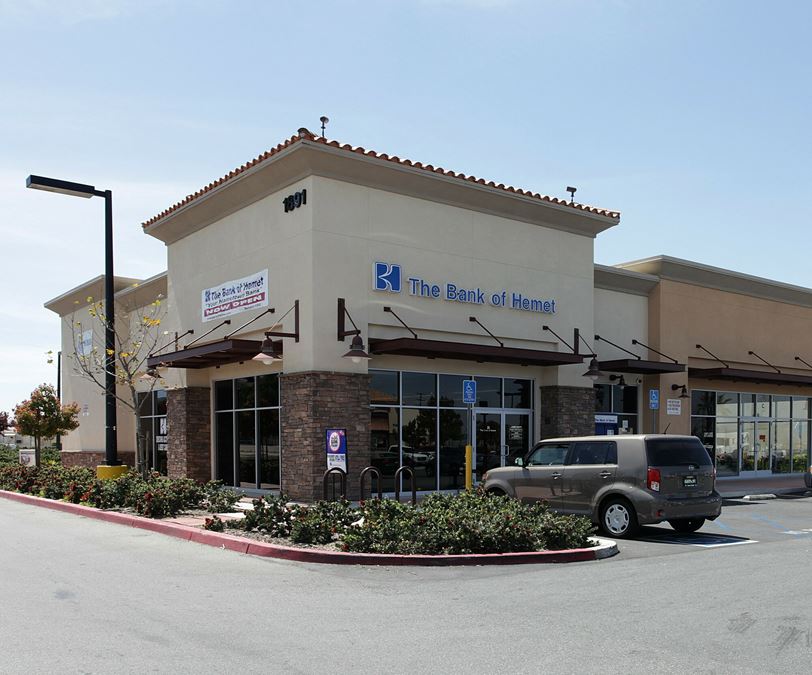Shops at Mt. San Jacinto
