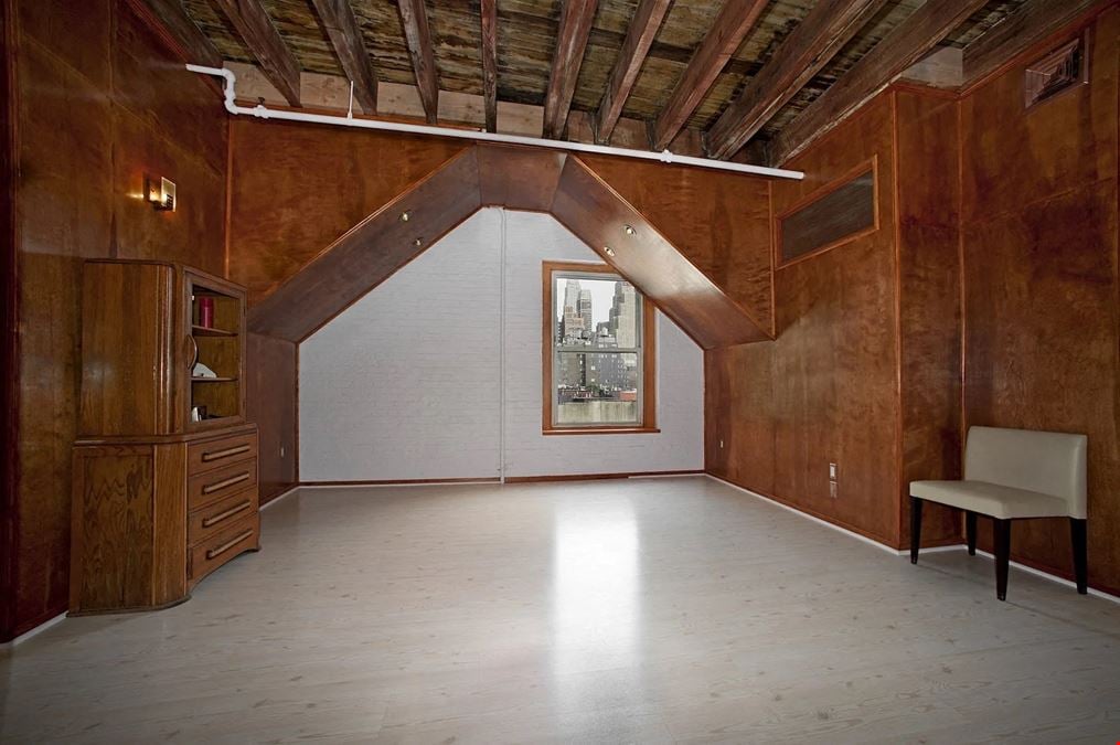 447 West 36th Street