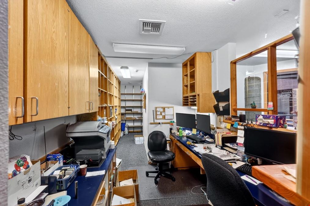 950 W. Ironwood Dr. #3
