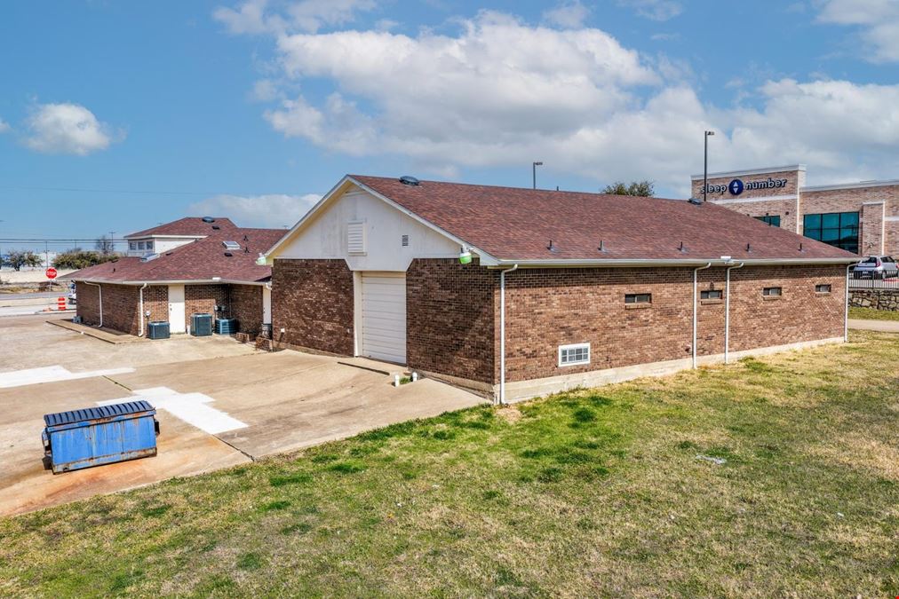 801 E Interstate 30