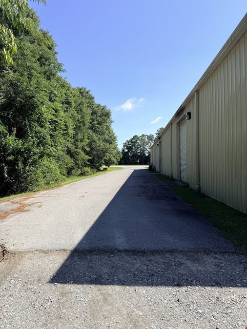 ±14,500 SF Retail/Showroom Space with Warehouse on GA Hwy 21 | Lease
