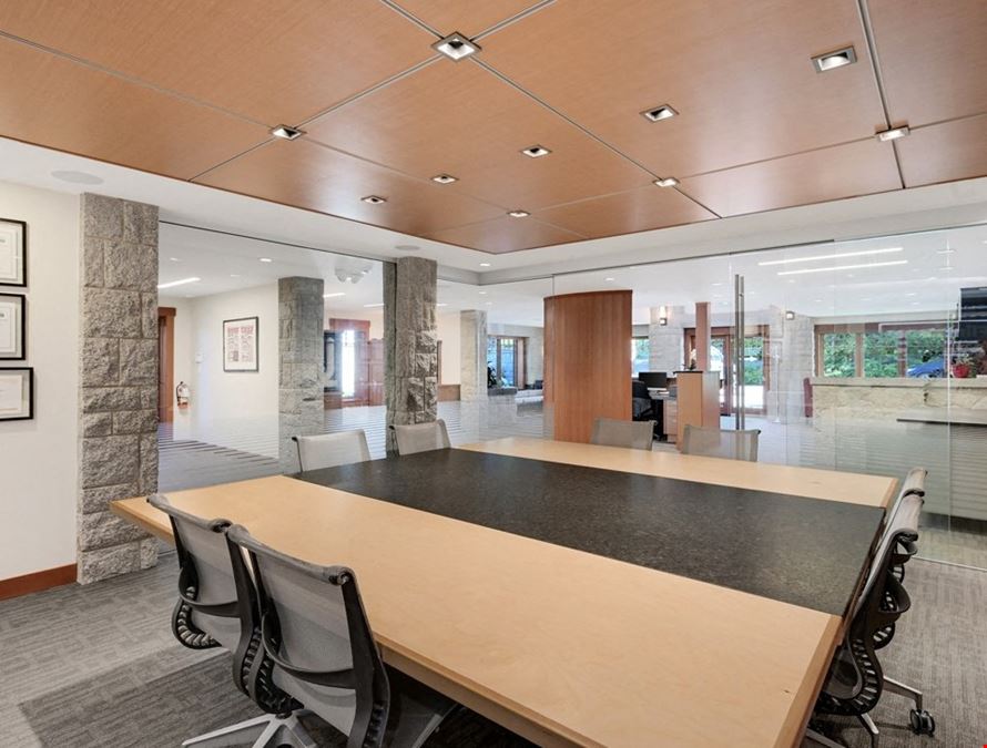 520 Ardersier Road For Lease