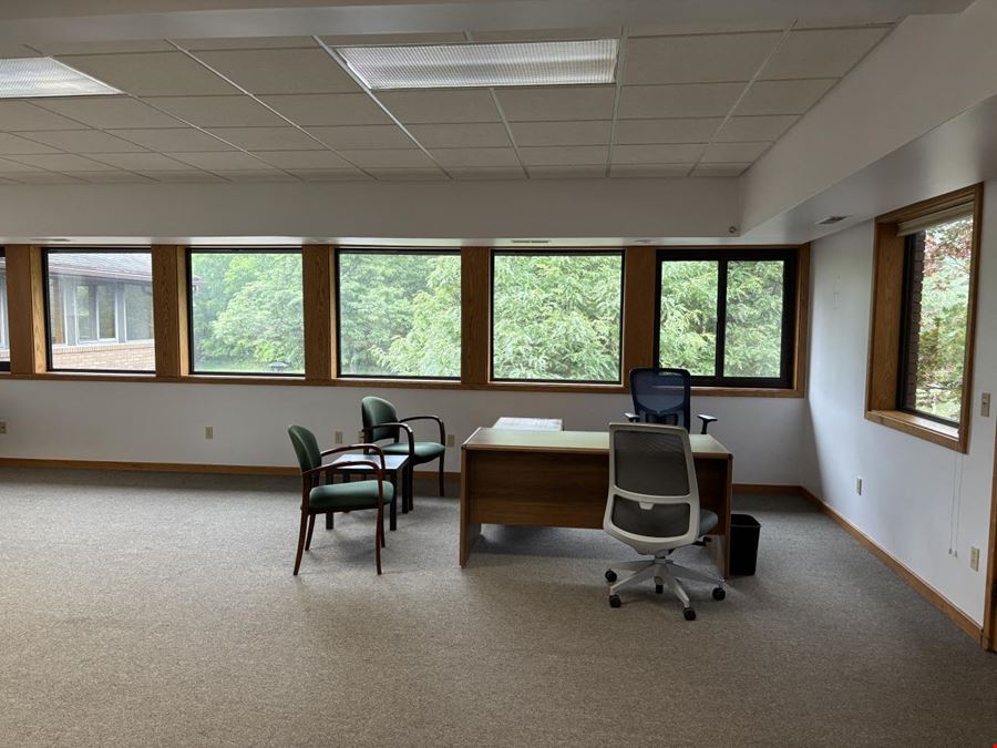 4131 Okemos Rd - Okemos Mi 