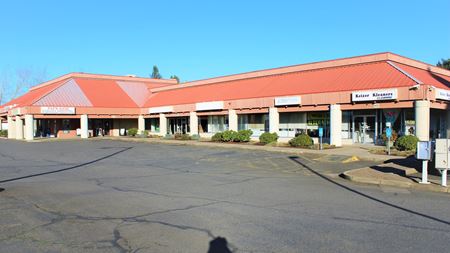 Preview of commercial space at 4472 & 4484 River Rd N 