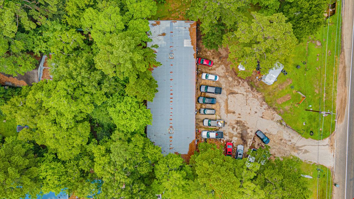 High-Traffic Commercial Property Near I-45