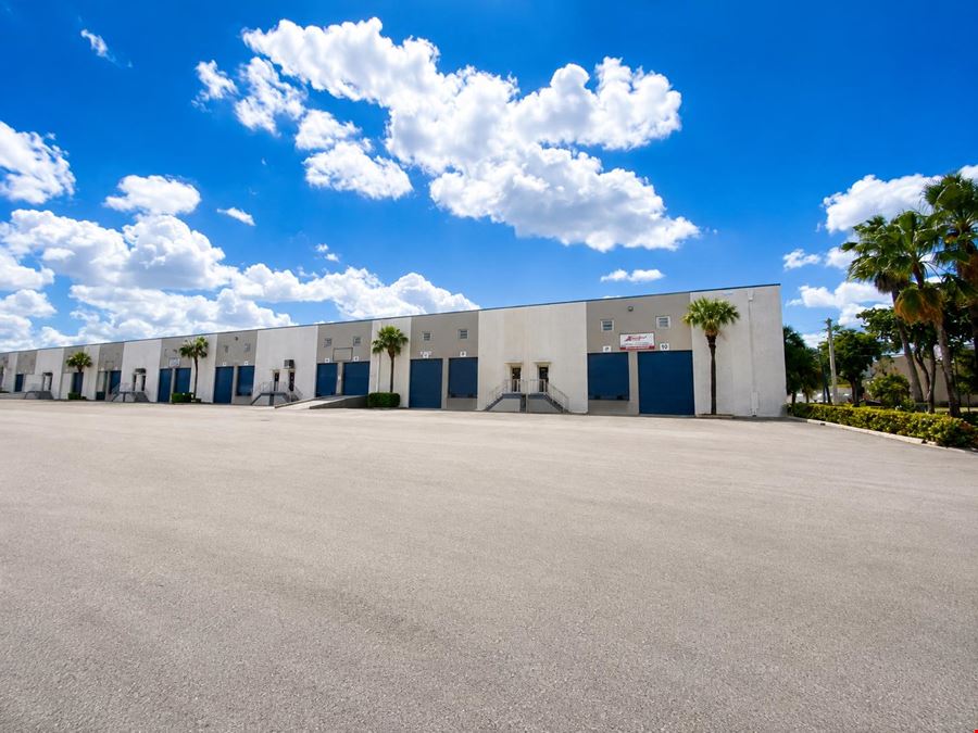 NORTH RIVER COMMERCE CENTER