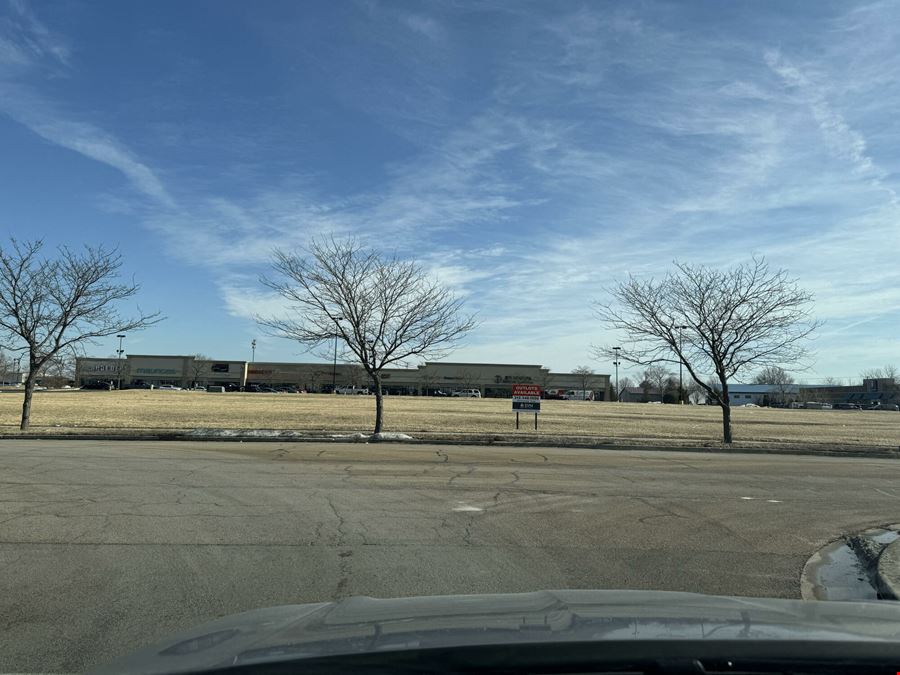 Ottawa Centre | Outlots & Pad Site Available