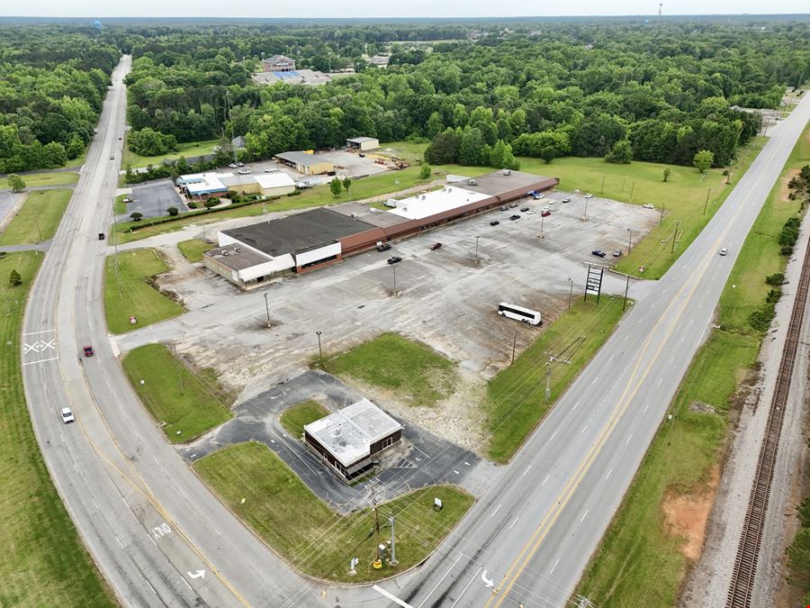 28072 Highway 76 E