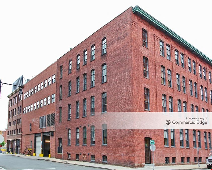 Alexandria Center at Kendall Square - 215 First Street