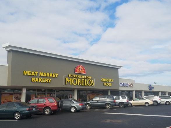 Preview of Retail space for Rent at NW 5TH & I-35 FRONTAGE ROAD