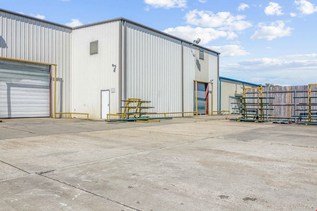 Off / Whs Acadiana Regional Airport