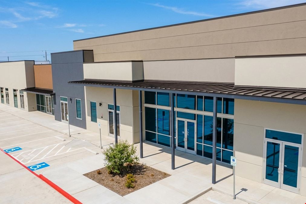 Parkway Medical Plaza - Corner of Gulf Freeway and 96 League City Parkway