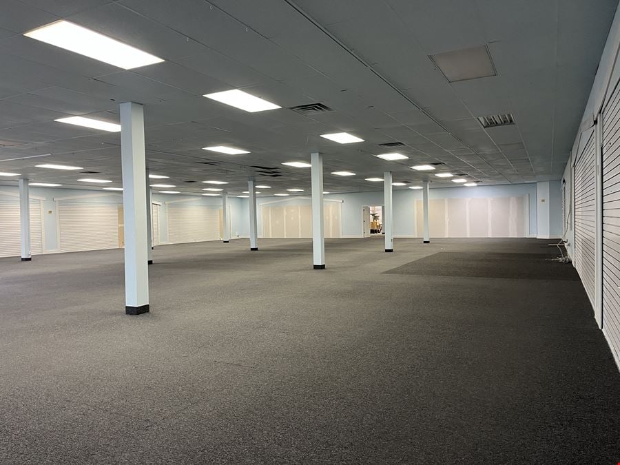 9,500 SF Anchor Space | Miracle Mile Rochester