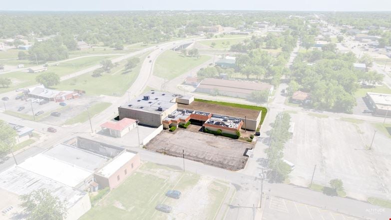 Preview of Office space for Sale at 2615 Crockett Street