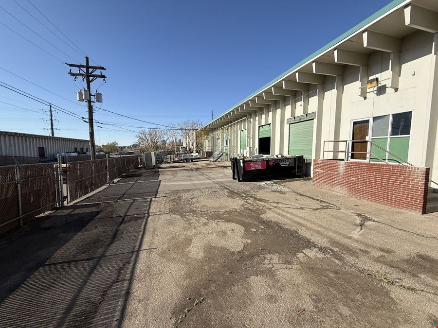 4860-4870 Broadway 