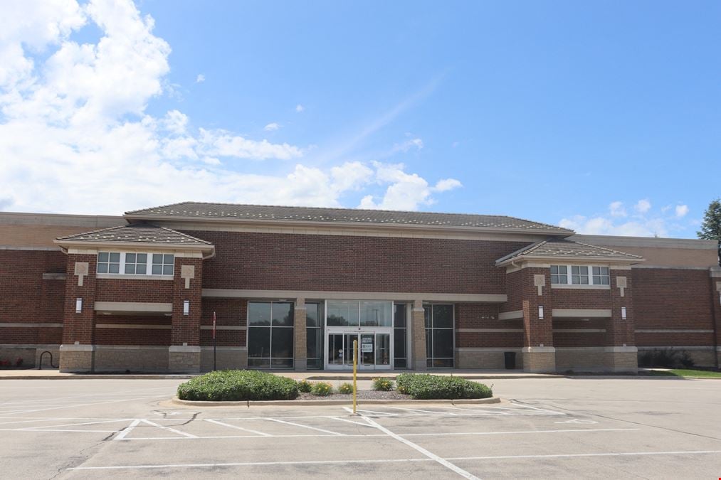 Prairie Crossings Shopping Center