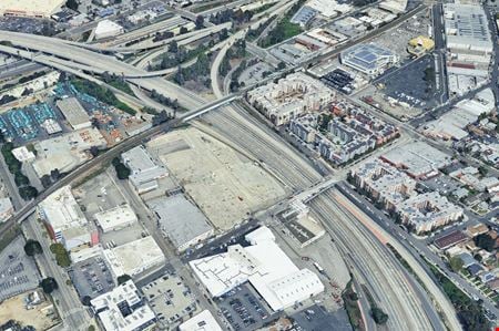Preview of Industrial space for Rent at 352 N Avenue 21