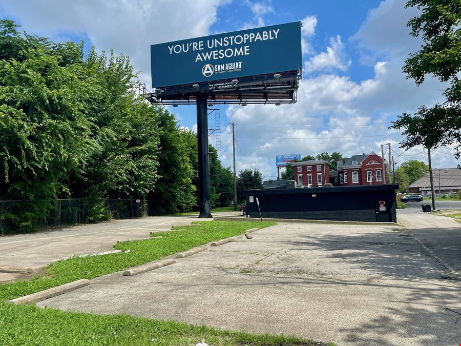 5,195± SF Renovated Building Zoned C2 - Louisville KY