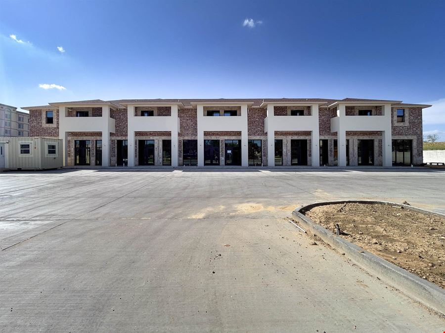 210 Calle del Norte