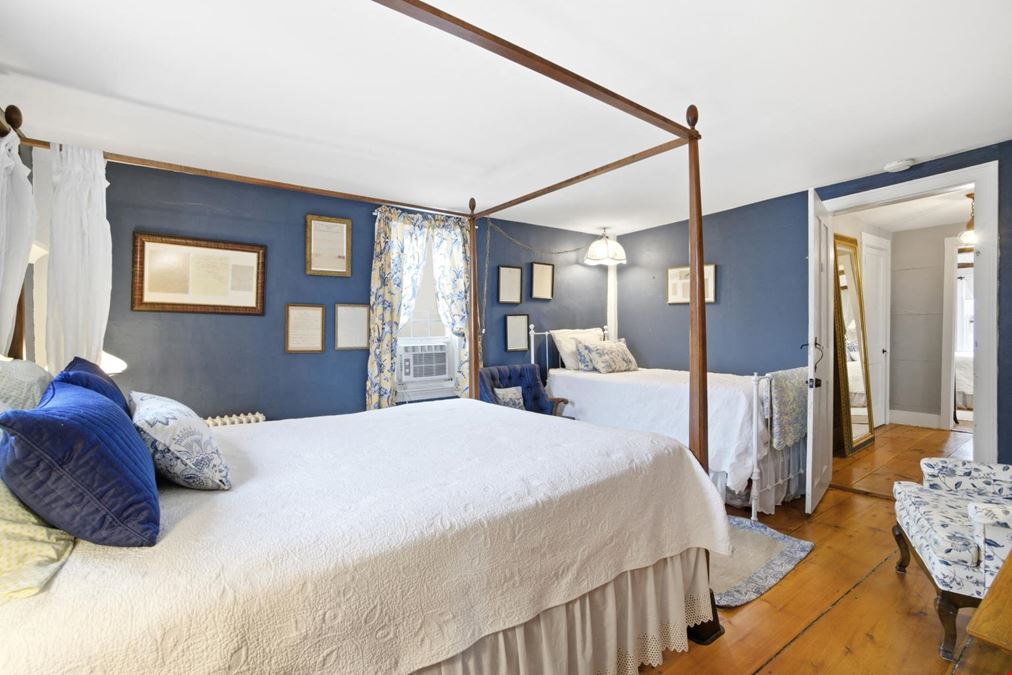 Historic Bed & Breakfast Estate with Event Barn on 5.6 Acres