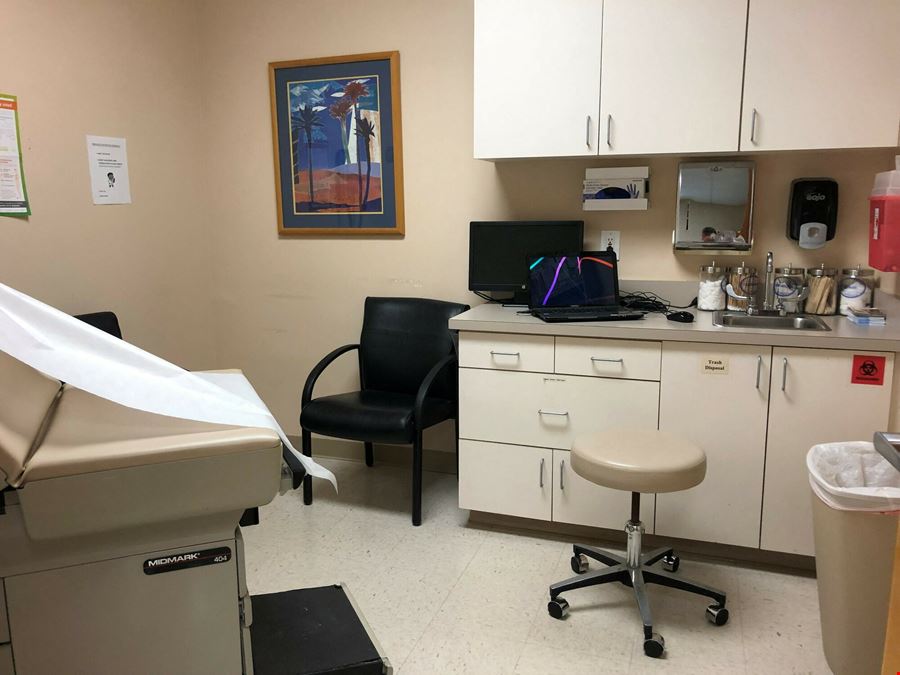 Weston Medical Plaza
