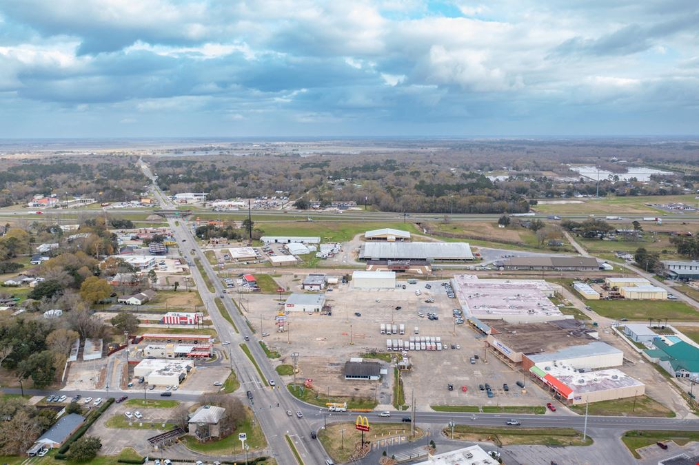 Crowley Outparcel For Lease