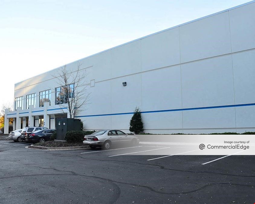 Walton Green Commerce Center - Buildings 4 & 5