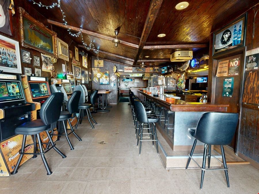 Girard Cafe