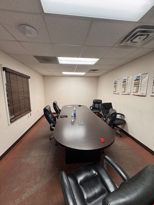 Climate Controlled ±10,625 SF on 2.5 Acres