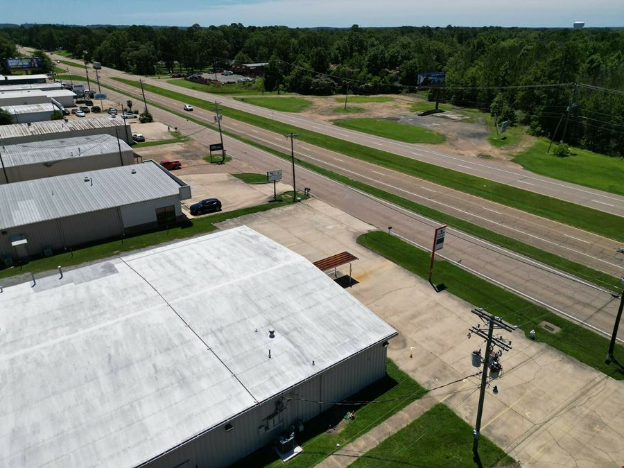 Warehouse with Visibility & Access - Highway 80