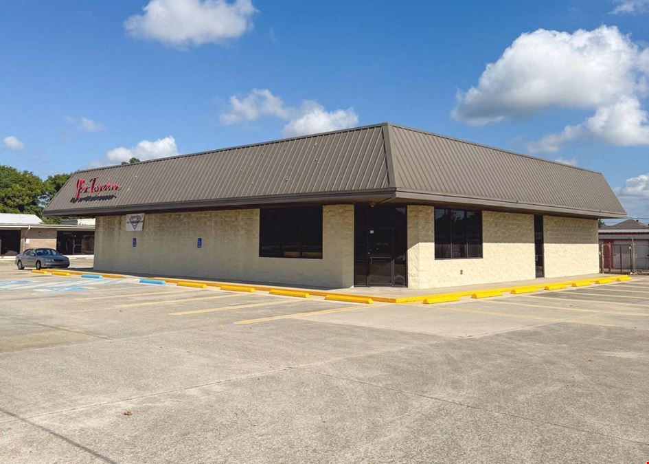 8431-8433 W St Bernard Hwy