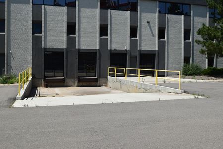 Preview of commercial space at 400 W 48th Ave