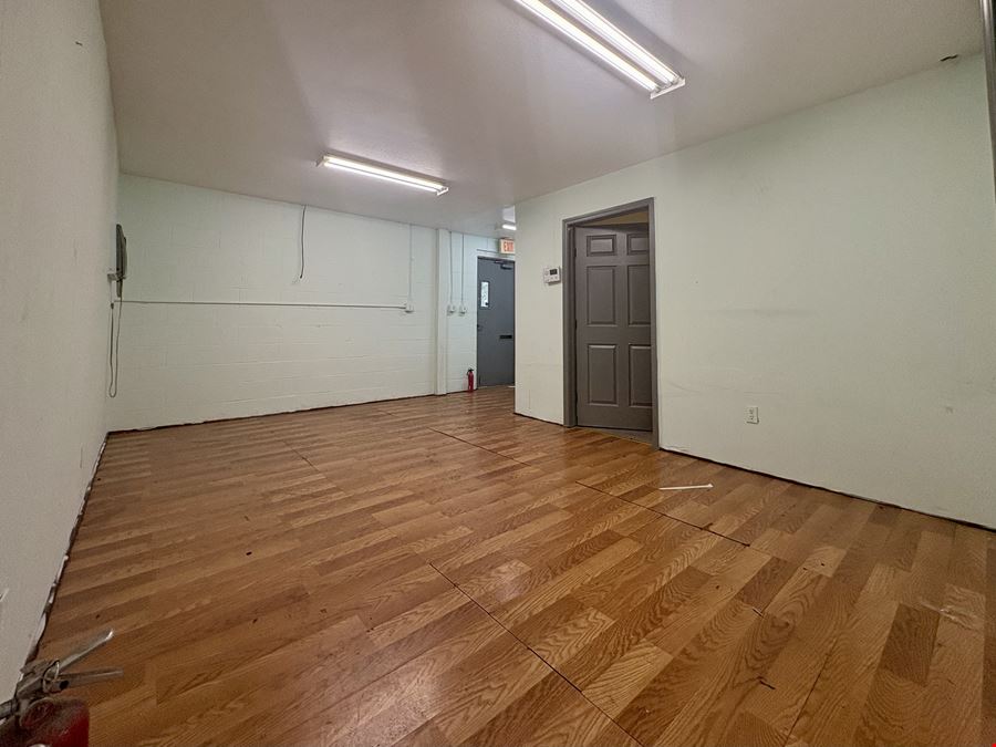 5411 Brookglen Dr