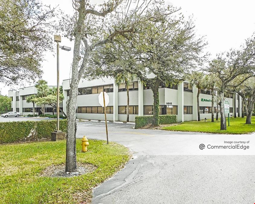 Fairway Corporate Center III - 14645 NW 77th Avenue