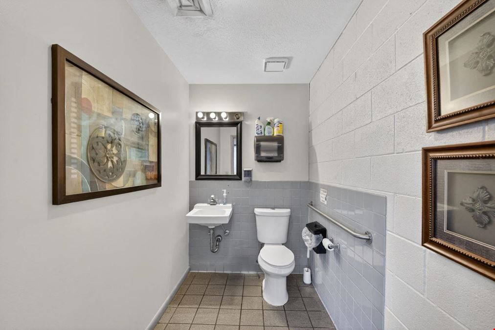 Investment Opportunity – NNN Lube & Oil Center | West Valley City, UT