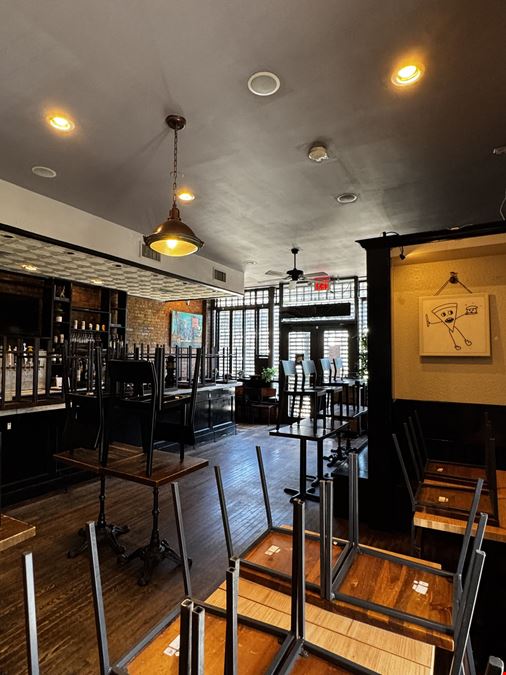 2,500 SF | 364 Grand Street | Turnkey Restaurant in Williamsburg for Lease