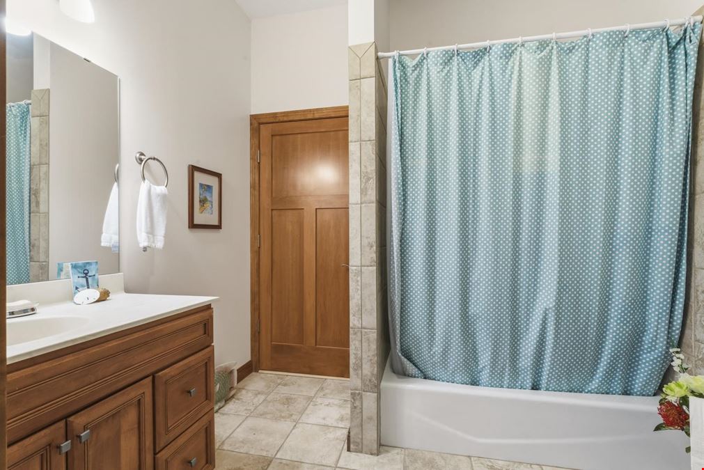 Luxury River View Living at Eagles Landing