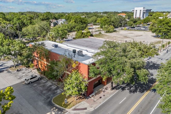 Preview of Office space for Rent at 308 W University Ave
