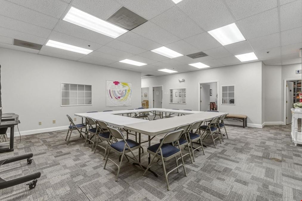 460 W Main St Fernley NV 89408